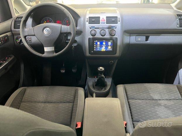 Volkswagen Touran 1.6 Trendline Bifuel GPL di Seri