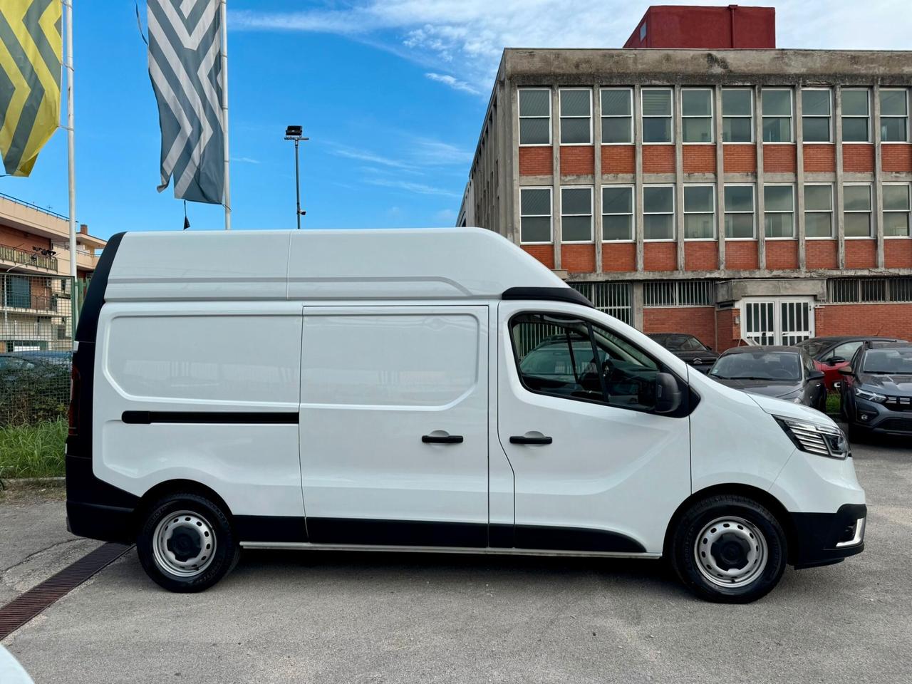 Renault Trafic bluedci 170cv L2 -2023
