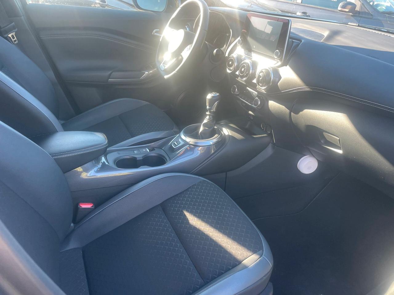 Nissan Juke 1.0 DIG-T 114 CV N-Connecta