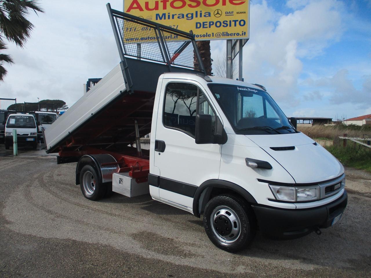Iveco Daily 35C15 2.8 150CV RIBALTABILE TRILAT. TAGLIANDATO