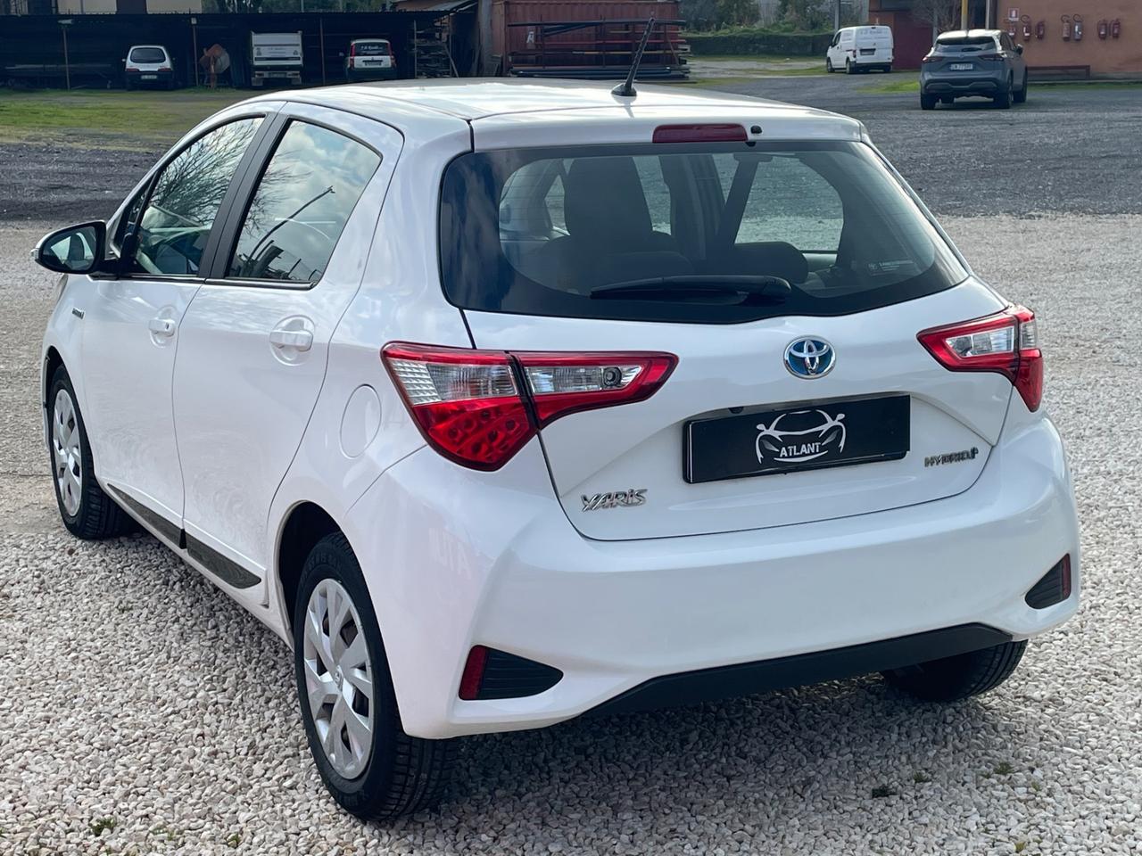 Toyota Yaris 1.5 Hybrid 5 porte Active