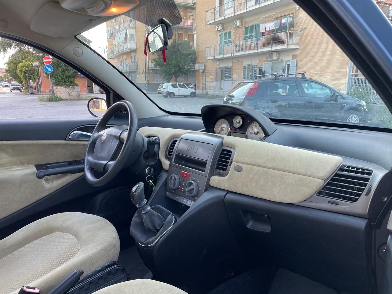 Lancia Ypsilon 1.2 BENZINA CON 169MILA KM