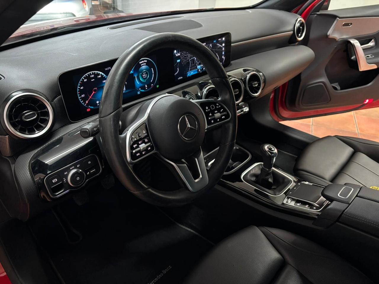 MERCEDES CLASSE A 180 2019 1.3 BENZINA