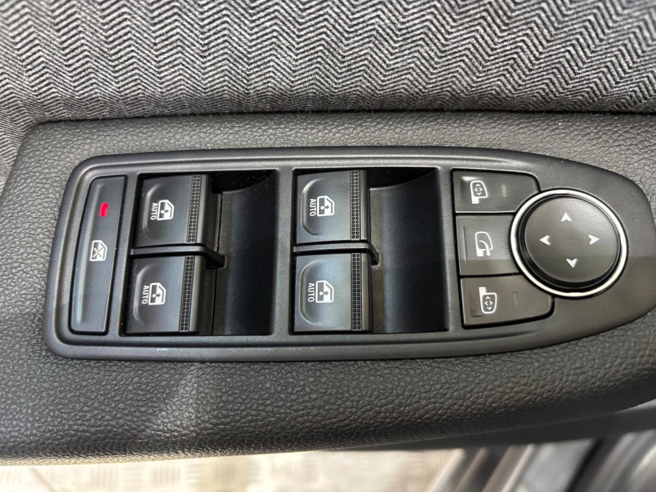 Renault Clio TCe 90 CV 5 porte Techno