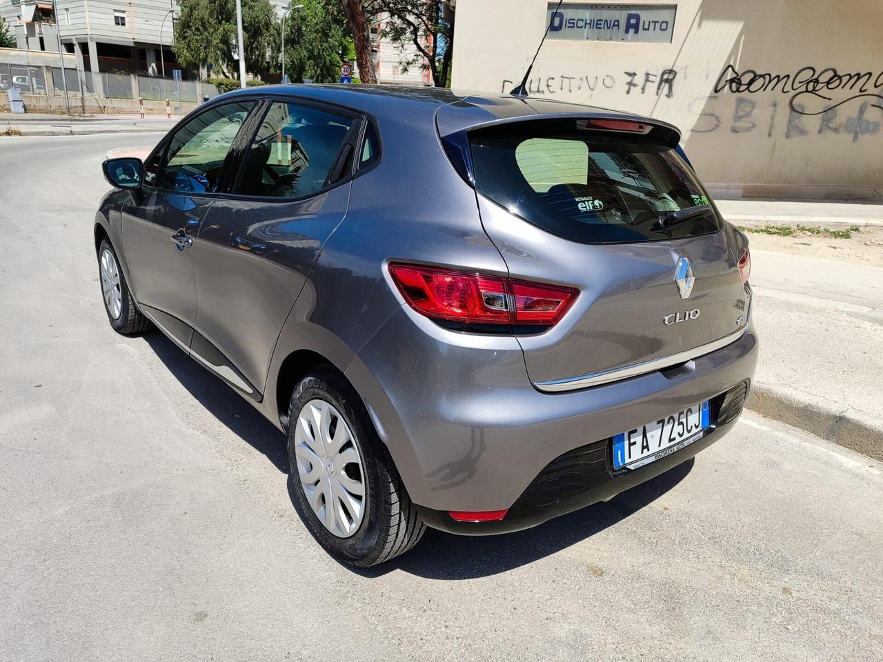 Renault Clio 1.5 dCi 8V 75CV 2015 PRONTA CONSEGNA!