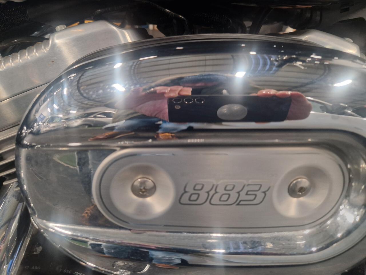 883C Sportster Custom XL solo 6100km