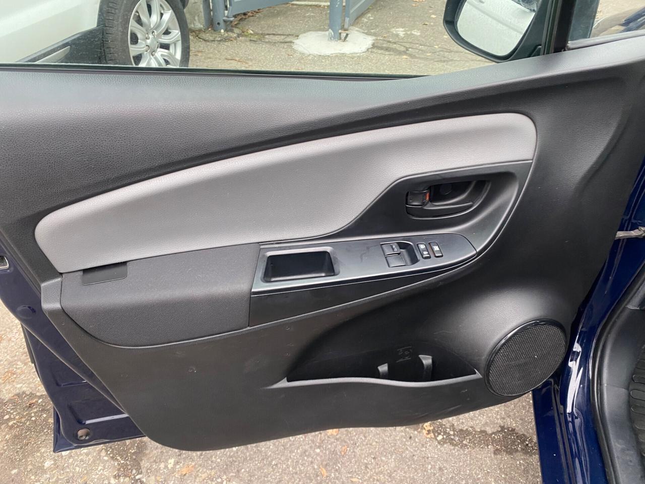 Toyota Yaris 1.5 Hybrid 5 porte Active