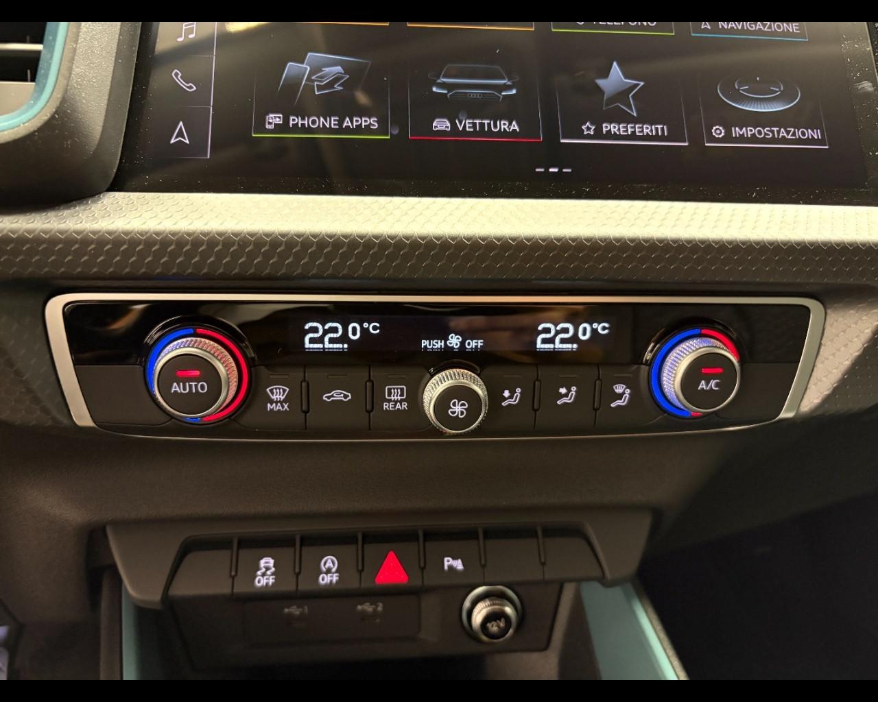 AUDI A1 ALLSTREET 30 TFSI S-TRONIC IDENTITY CONTRAST