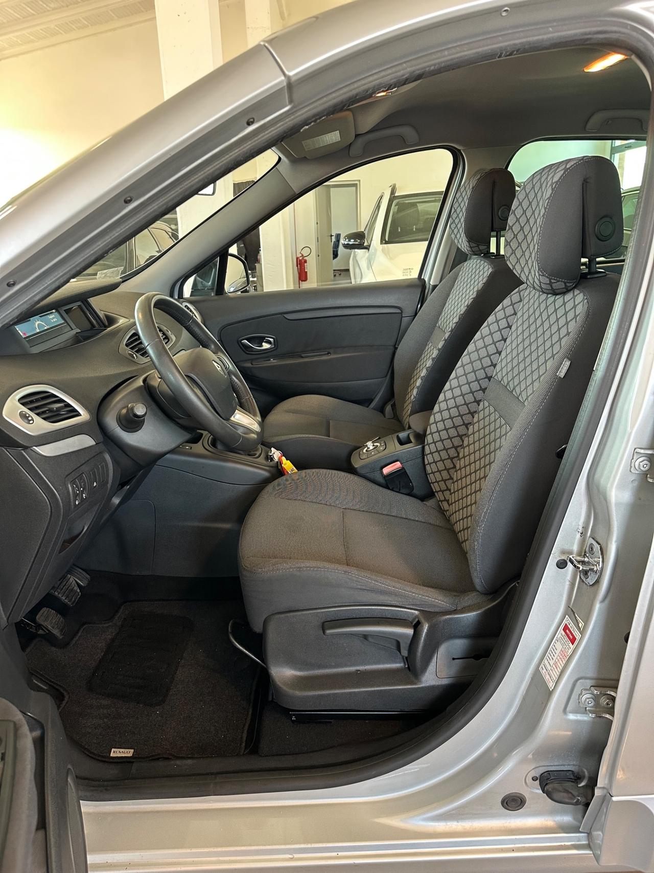 Renault Scenic Scénic 1.5 dCi 110CV Luxe