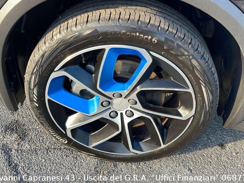 Lynk & Co 01 01 PHEV