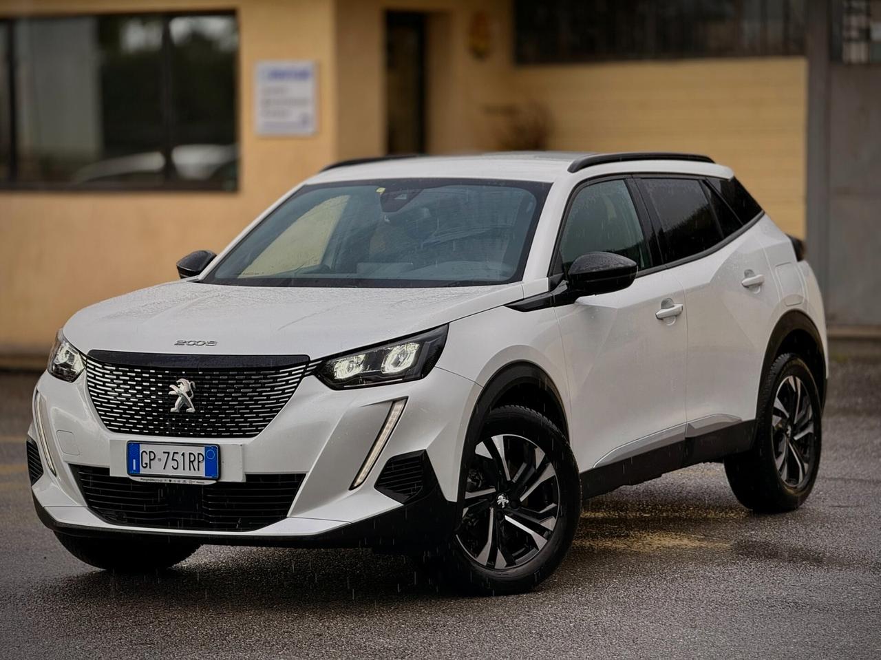Peugeot 2008 BlueHDi 130 S&S EAT8 GT