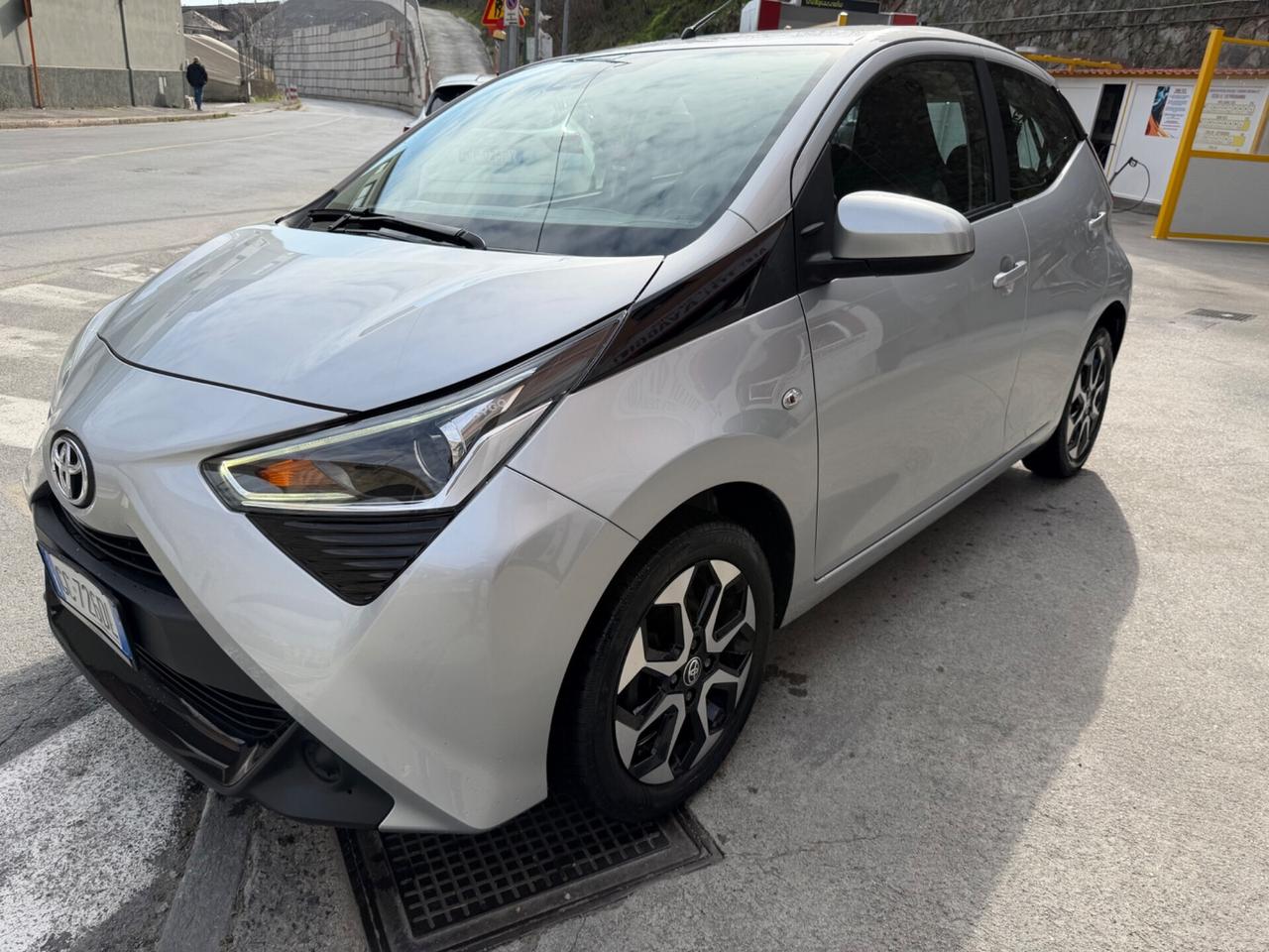 TOYOTA AYGO 1.0 NEOPATENTATI