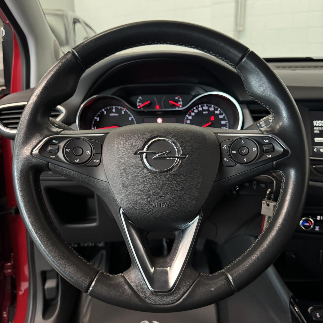 Opel Crossland 1.2cc 110cv Clima+Carplay OK Neopatentati