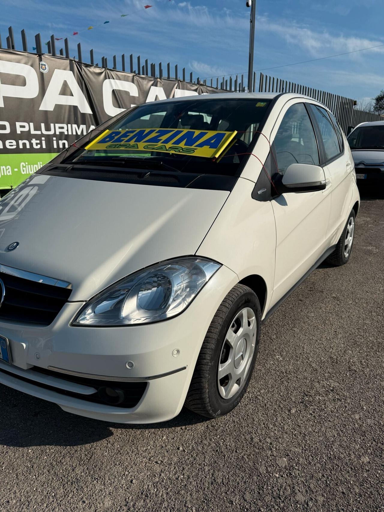 Mercedes-benz A 160 BlueEFFICIENCY Elegance