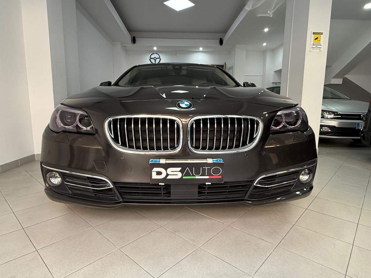 BMW 530d xDRIVE 258CV TOURING LUXURY