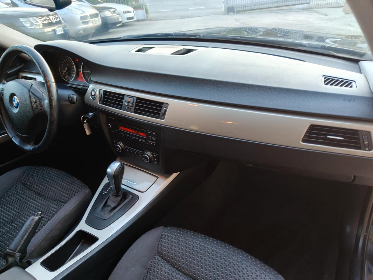 Bmw 318 318d 2.0 143CV cat Touring Attiva