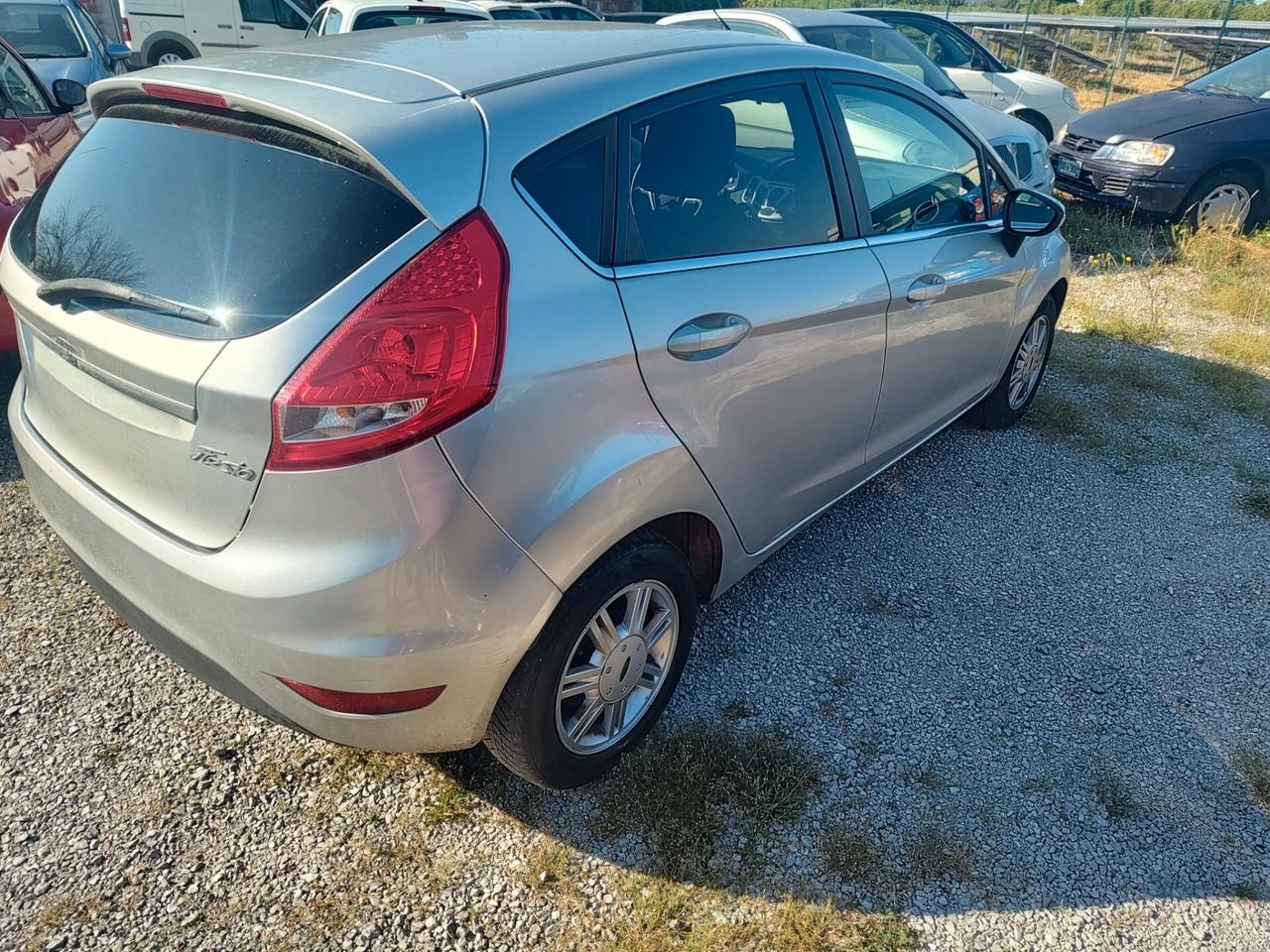 Ford Fiesta 1.2 60CV 5 porte