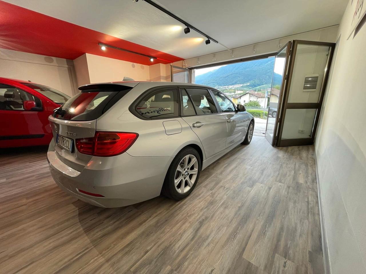 Bmw 320 320d xDrive Touring Sport