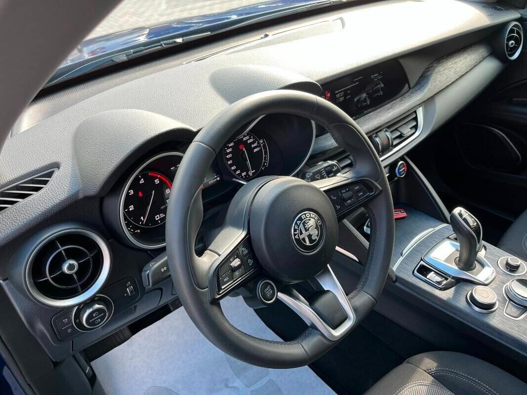 Alfa Romeo Stelvio 2.2 Turbodiesel 160 CV AT8 RWD Super