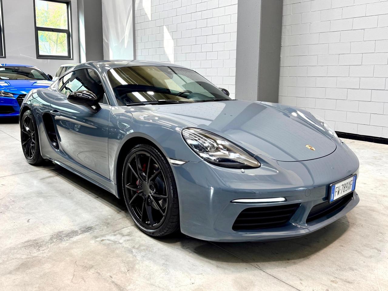 Porsche 718 Cayman 2.0