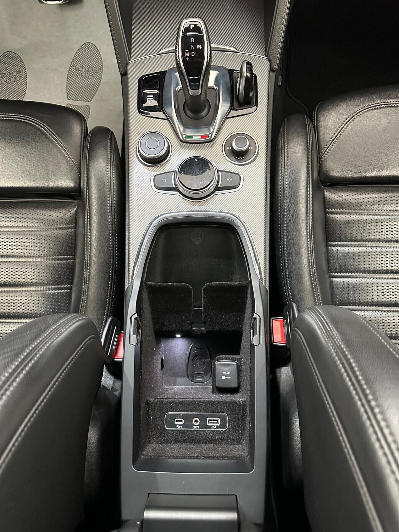 ALFA ROMEO STELVIO VELOCE Q4 NERO VULCANO UNICO PROPRIETARIO