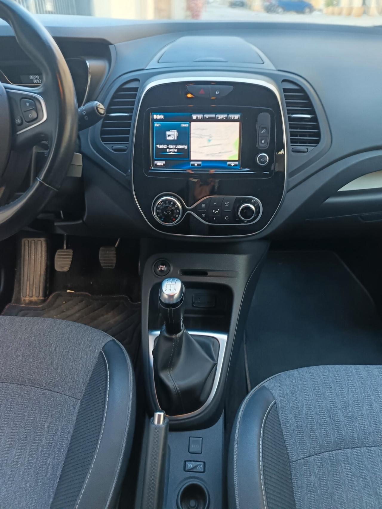 Renault Captur 1.5.DCI Sport Edition2 km.95000 Full Optional