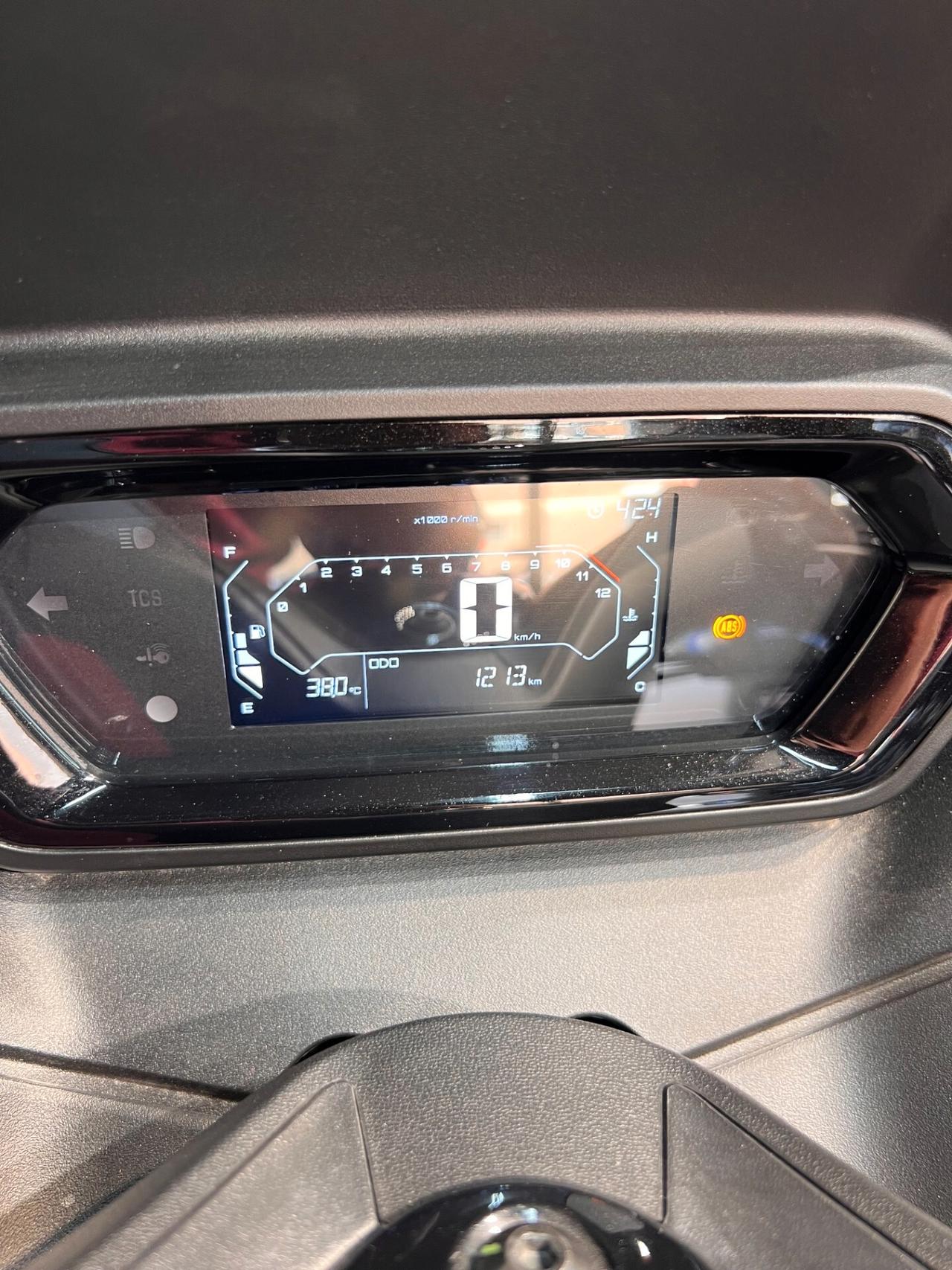 Yamaha X-Max 300 MDNMA KAMO