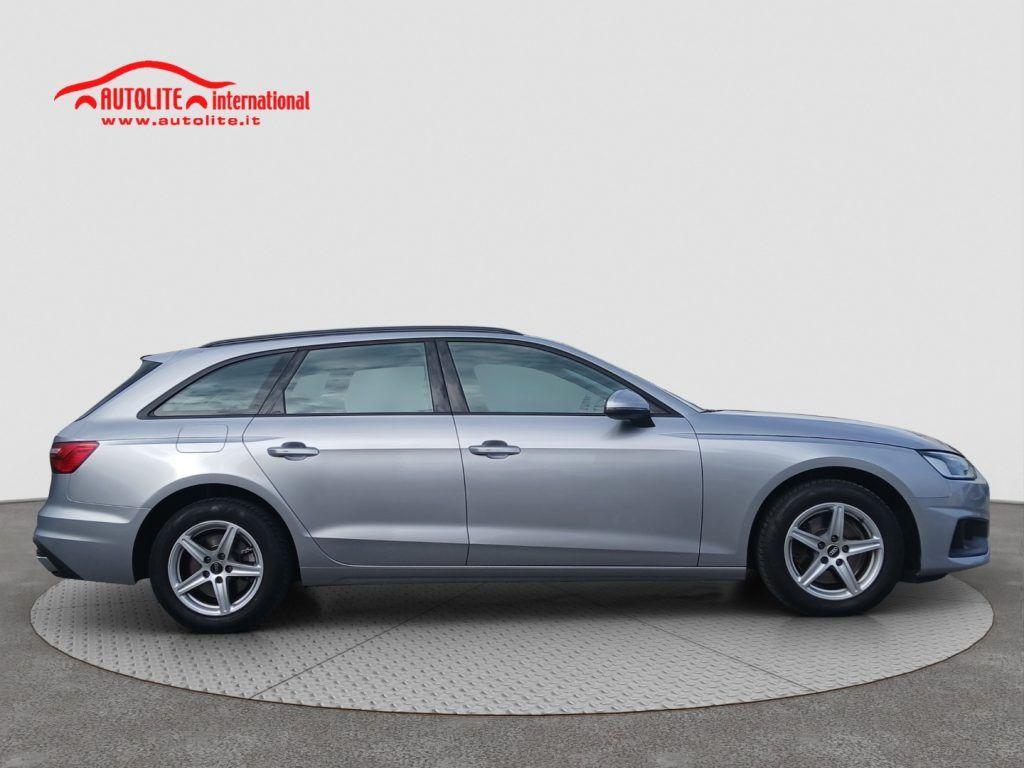 Audi A4 Avant 30 TDI/136 CV S tronic