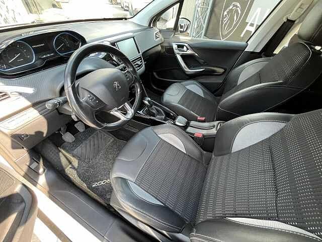 Peugeot 2008 BlueHDi 100 Allure