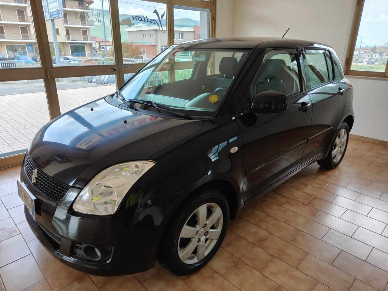 Suzuki Swift 1.3 4x4 5p. Outdoor Line GL