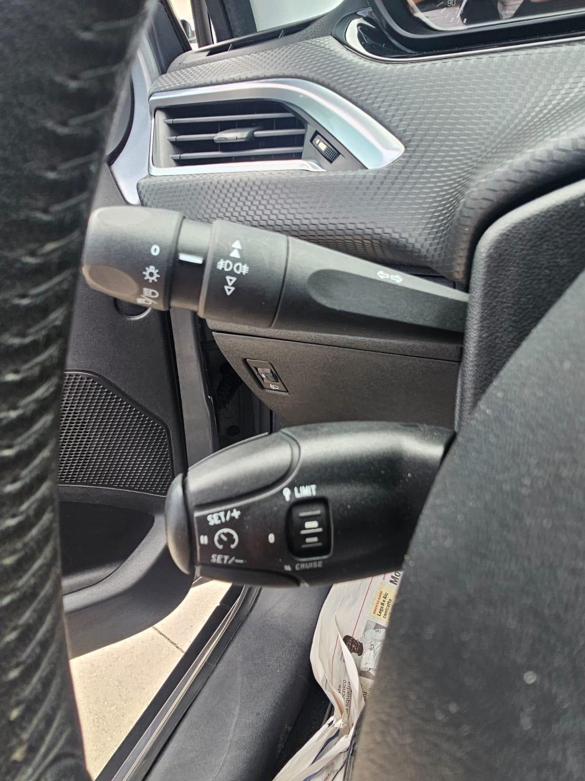 Peugeot 2008 BlueHDi 75 Access