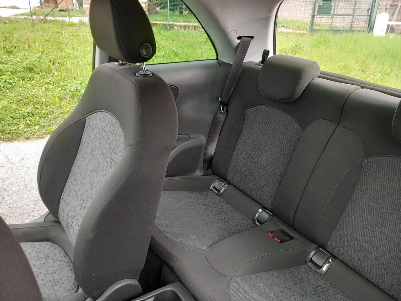 Opel Adam Rocks 1.2 70 CV Air