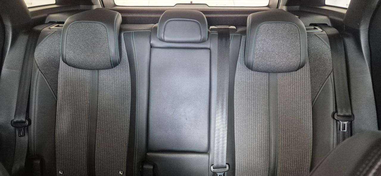 PEUGEOT 3008 1.5 HDI 130CV C.Autom 12/2020