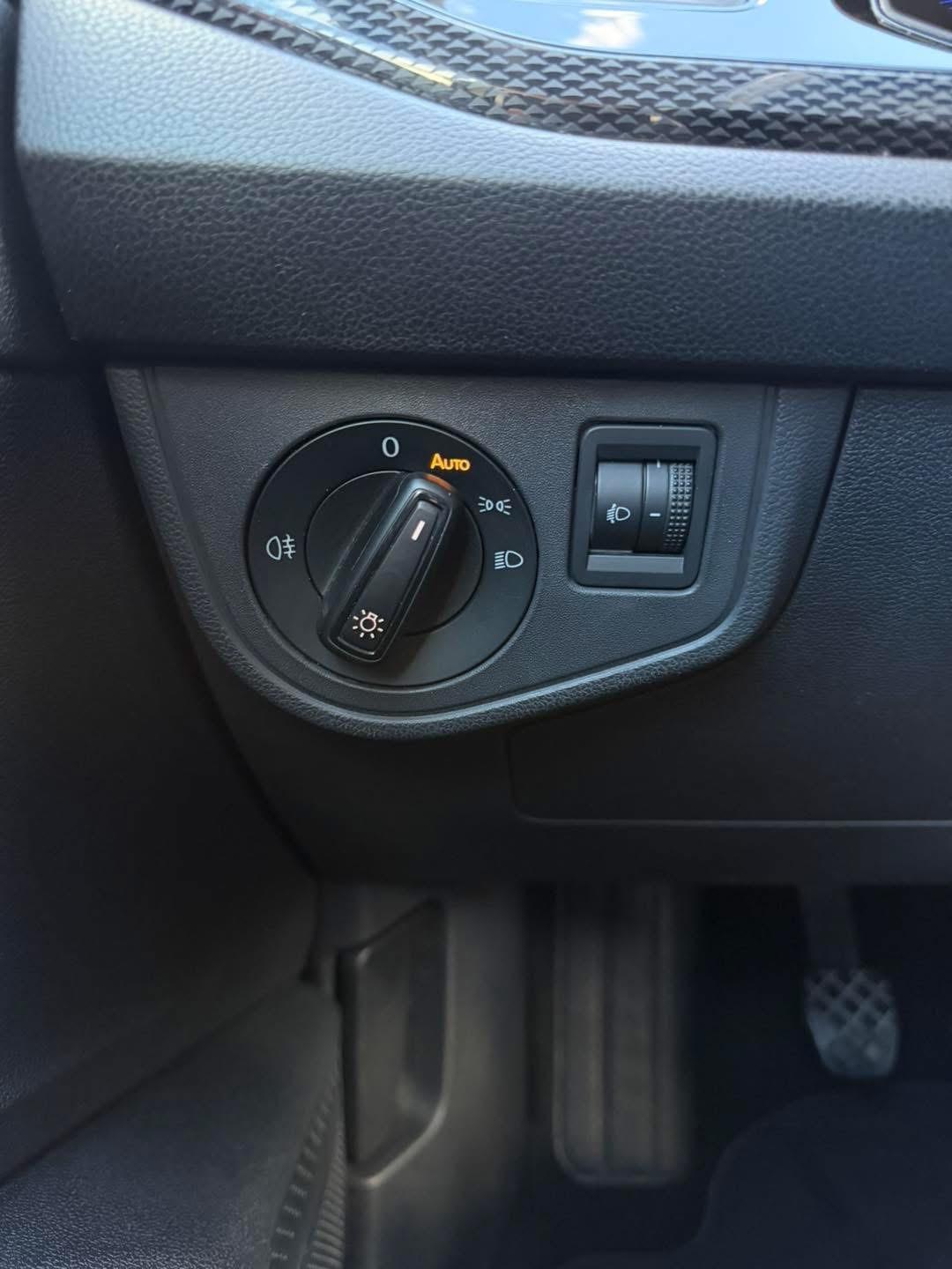 Volkswagen Taigo 1.0 Tsi 95CV Life Fari Led