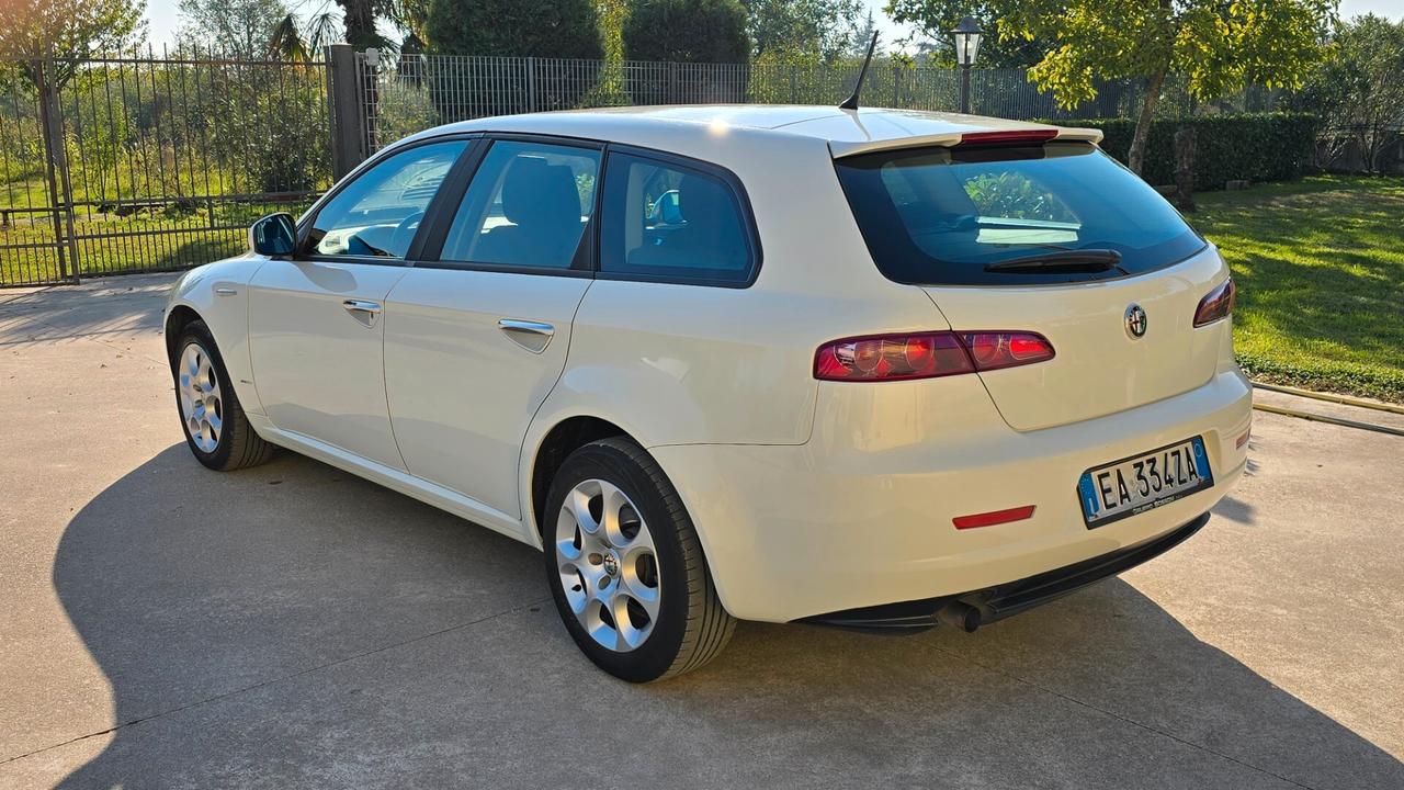 ALFA 159 1.9 JTDM PARI AL NUOVO