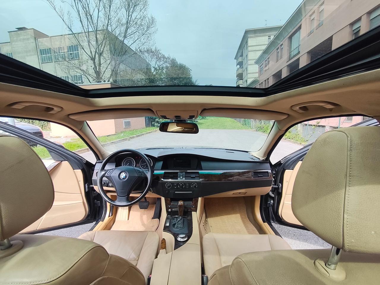 Bmw 530d cat Touring Attiva 216 cv