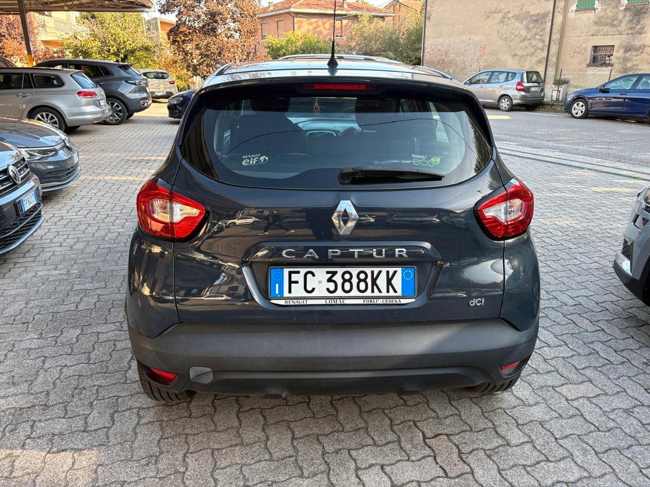 Renault Captur 1.5 dci Iconic 90cv OK NEOPATENTATO