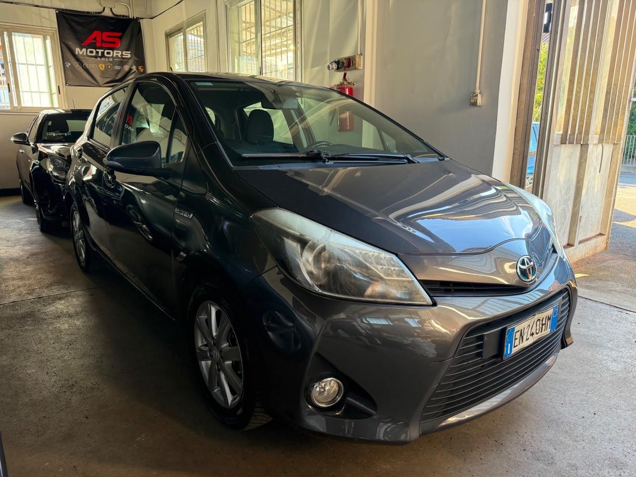 Toyota Yaris 1.5 Hybrid 5 porte Lounge