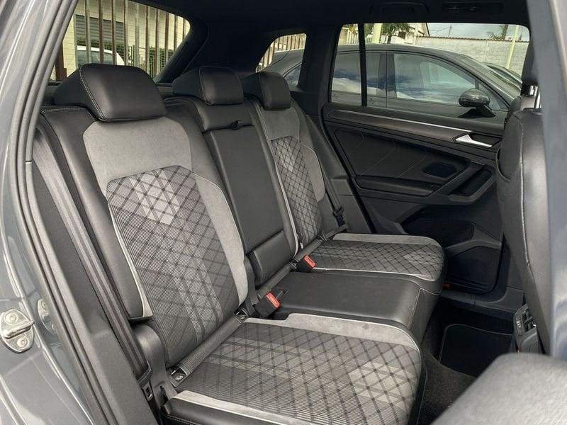 Volkswagen Tiguan R-Line 2.0 TDI 150CV DSG Tetto