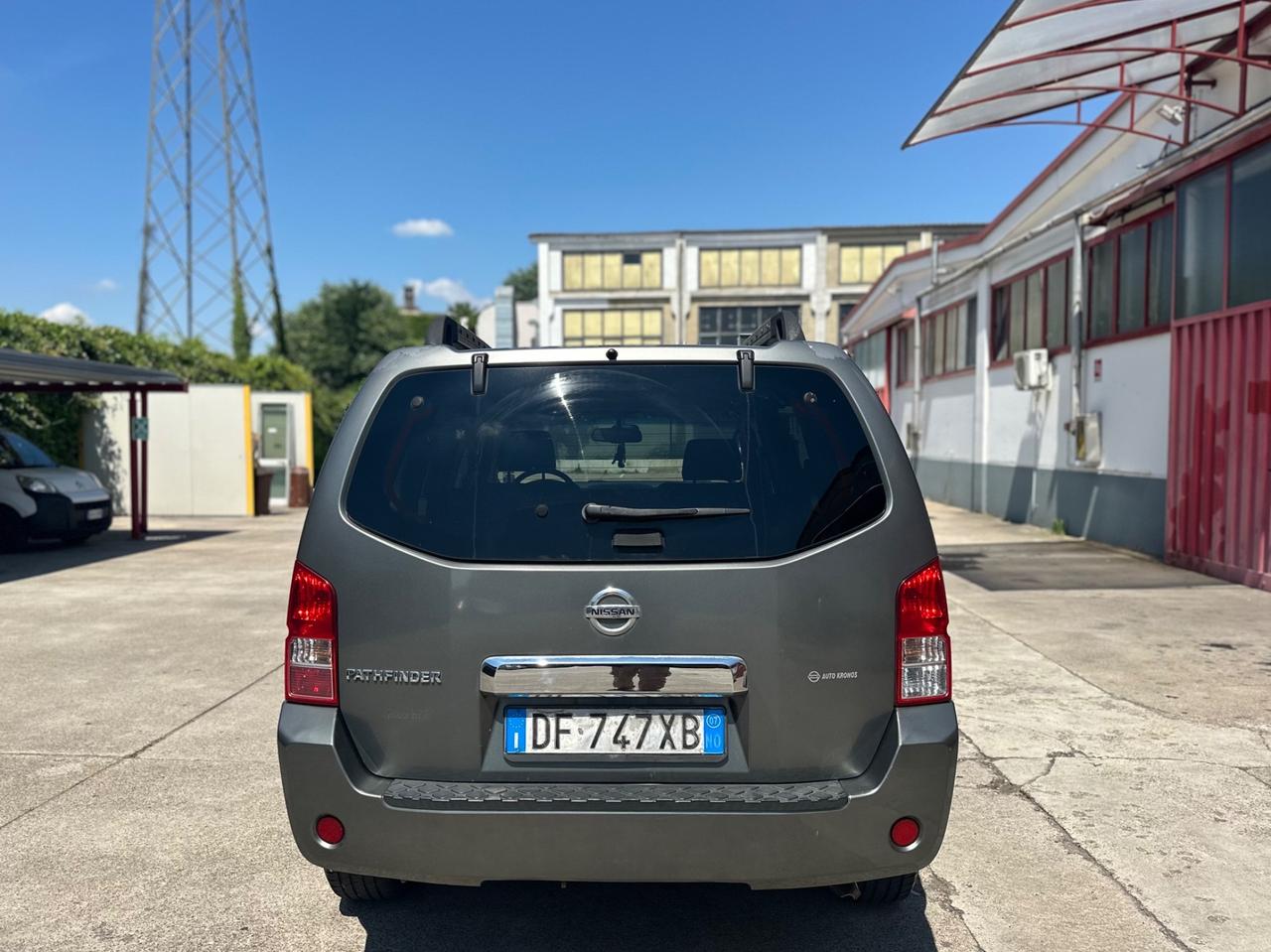 Nissan Pathfinder 2.5 dCi XE Plus