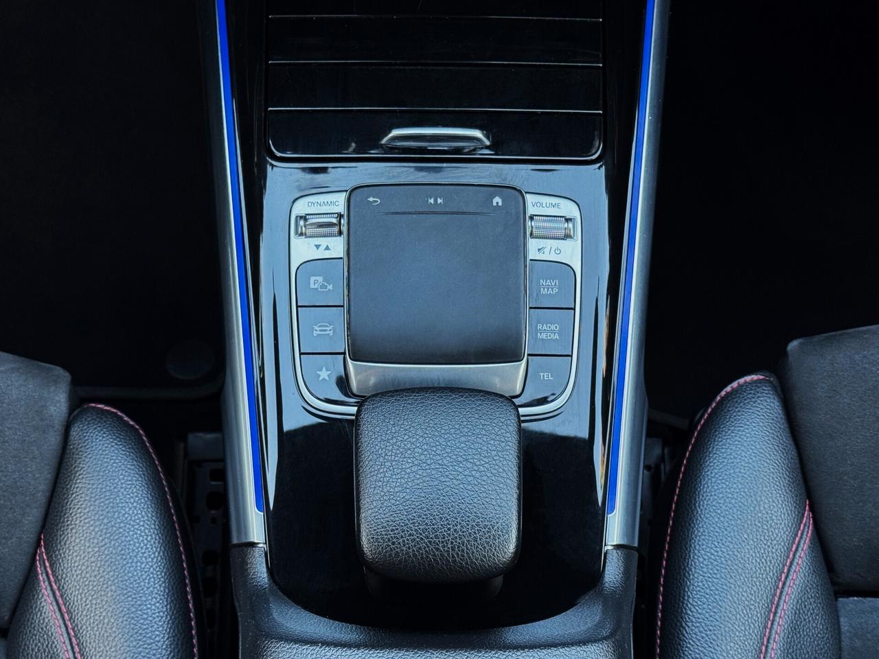 Mercedes-Benz GLB 200 d Premium AMG TETTO