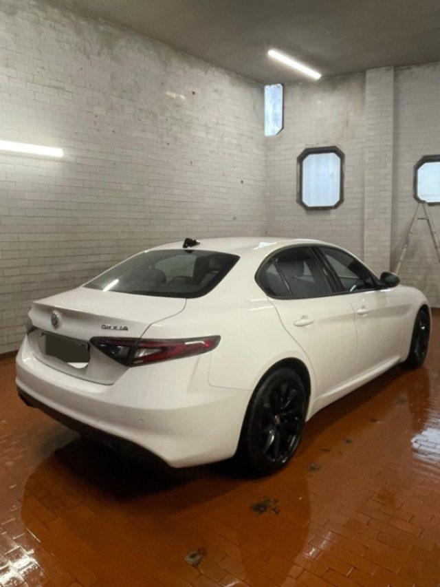 ALFA ROMEO Giulia 2.0 Turbo 280 CV AT8 AWD Q4 Competizione