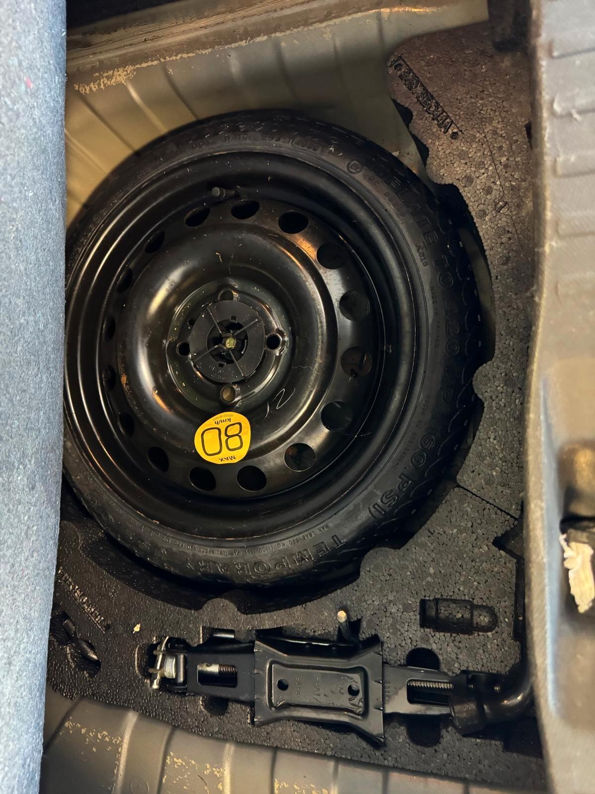 Nissan Micra 1.2 BENZ PER NEOPATENTATI 2007