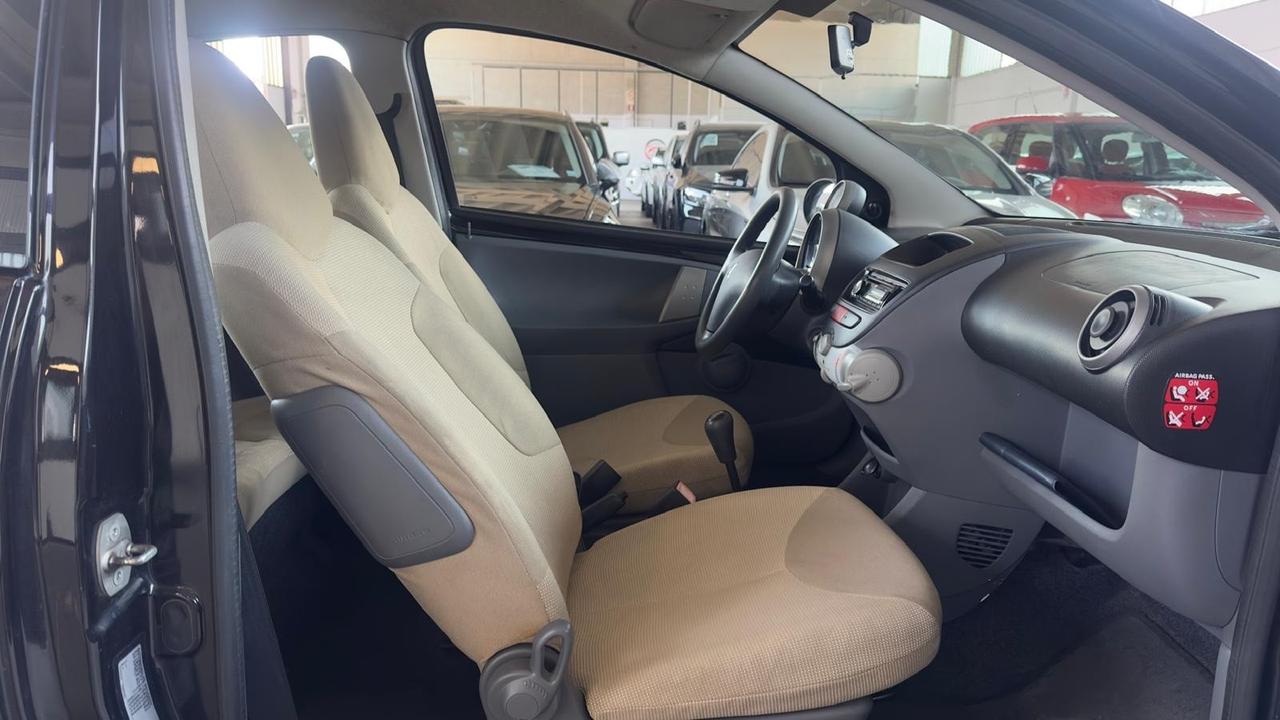 Peugeot 107 1.0 68CV 3p. Sweet Years