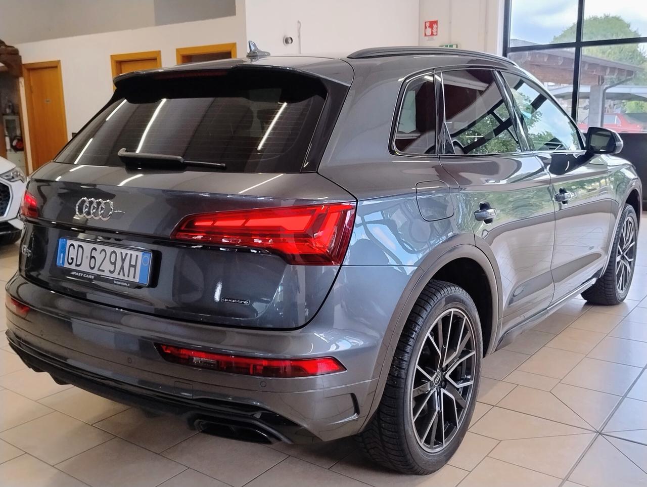 AUDI Q5 S LINE 40 TDI quattro S tronic TOUR AMBIENT VIRTUAL