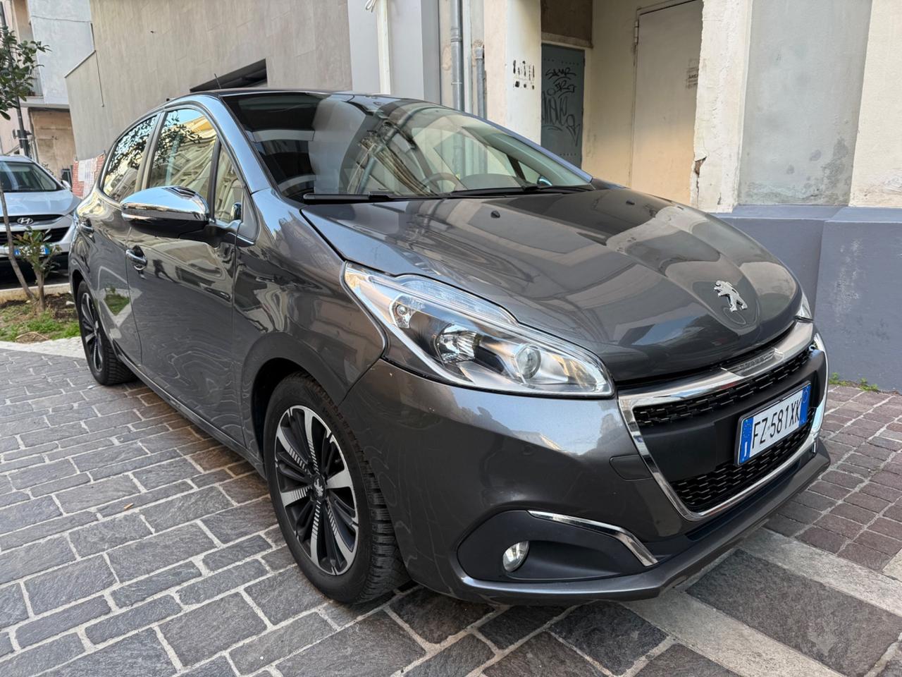 QUALITYCARS PESCARA, PROPONE: Peugeot 208 BlueHDi 100 S&S 5 porte Allure