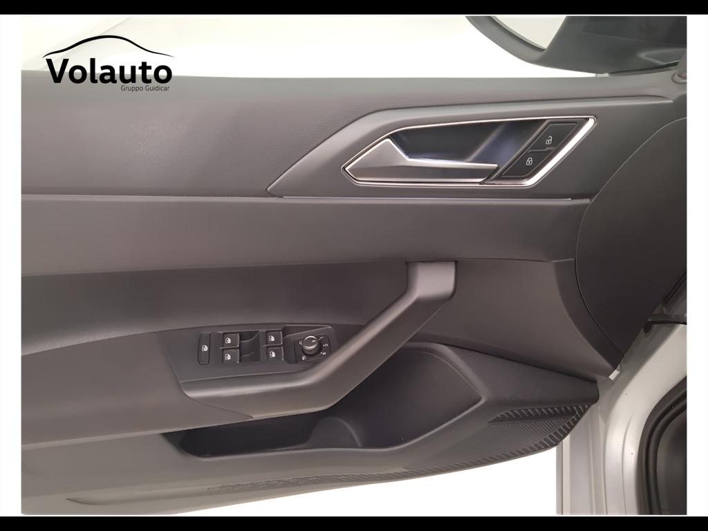 VOLKSWAGEN Taigo - Taigo 1.0 tsi R-Line 110cv