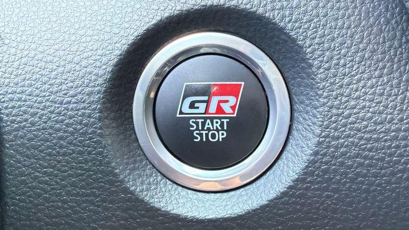 Toyota Corolla TS 2.0 Hybrid GR Sport MY24