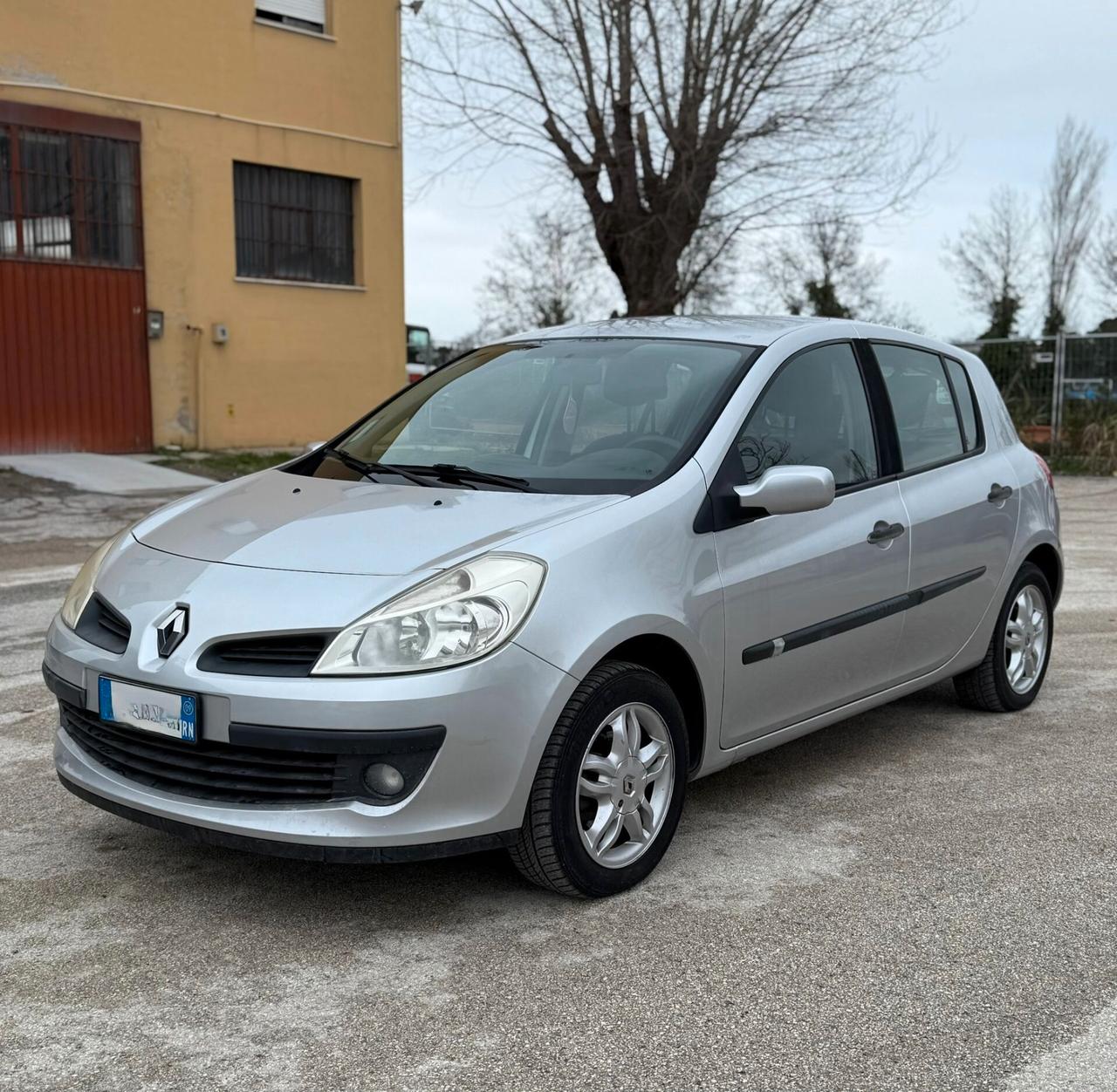 Renault Clio 1.2 GPL 140.000 KM OK NEOPATENTATI