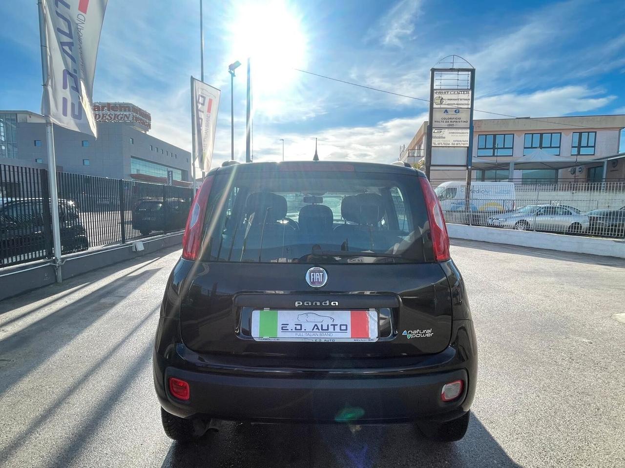 Fiat Panda 0.9 TwinAir Turbo Natural Power Lounge